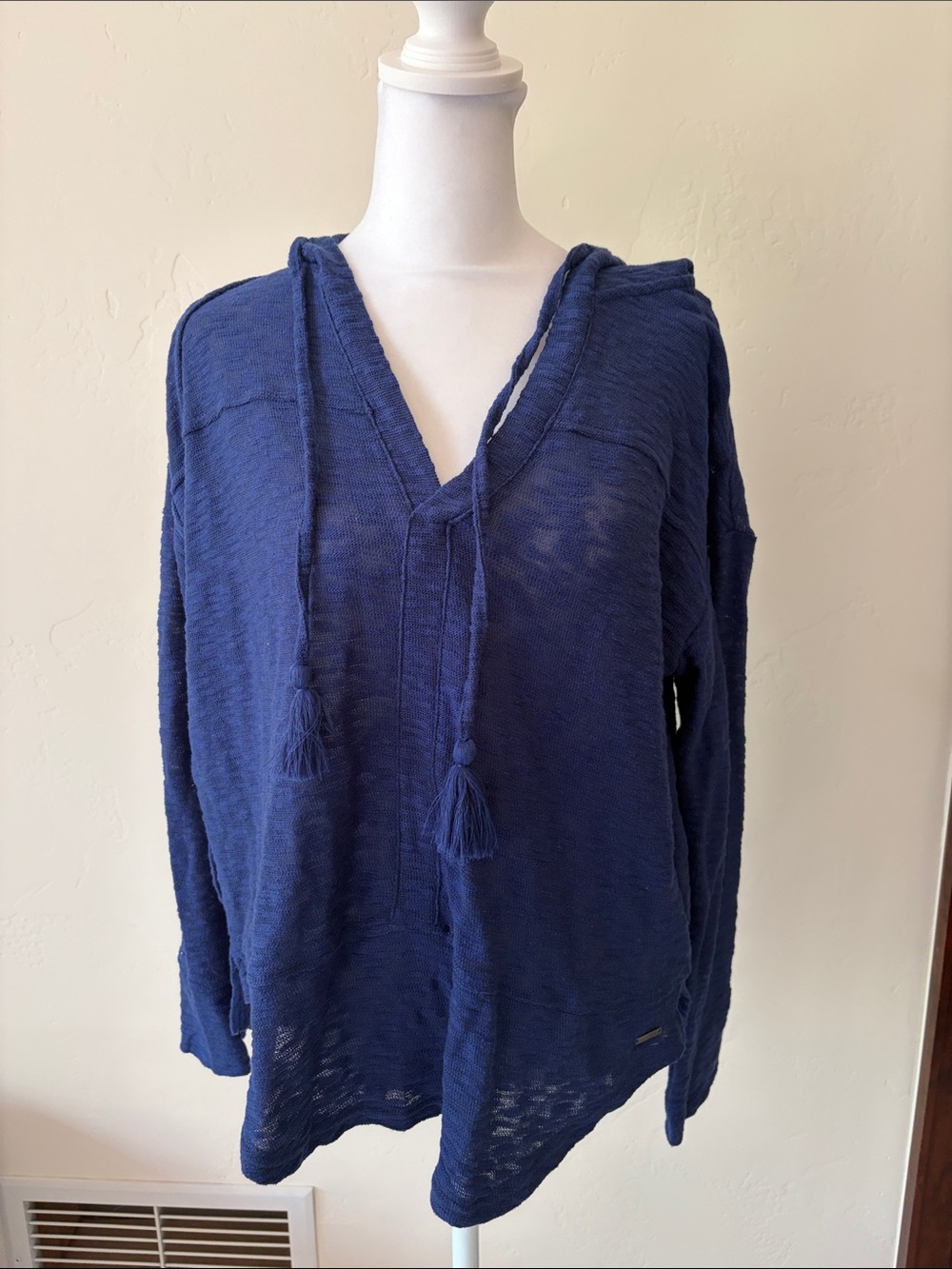 Roxy Navy Blue V-Neck Hooded Knit Top with Tassel Drawstrings NWT